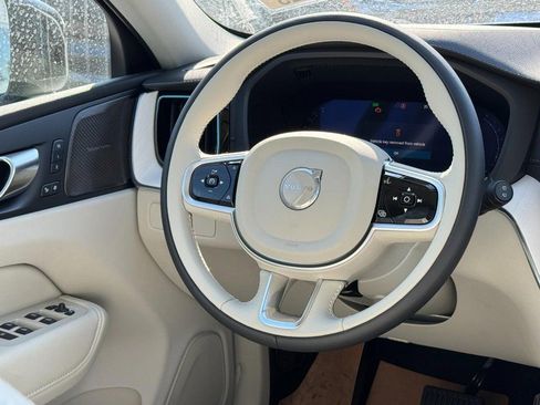 New 2026 Volvo XC60 B5 Ultra w/ Protection Package Premier image 7