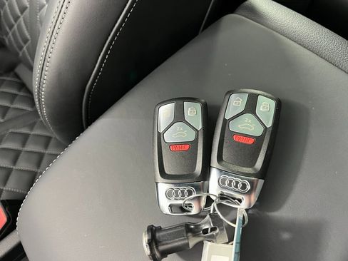 Used 2024 Audi SQ5 Premium Plus image 29