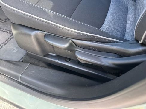 Used 2025 Chevrolet TrailBlazer LT image 11