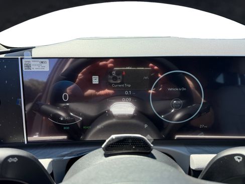 New 2025 Hyundai Tucson Limited image 11