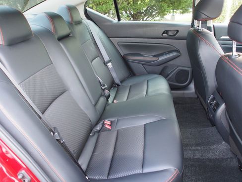 New 2026 Nissan Altima 2.5 SR FWD image 13