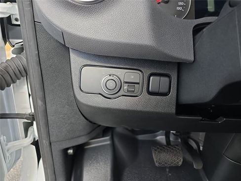 New 2025 Mercedes-Benz Sprinter 2500 image 28