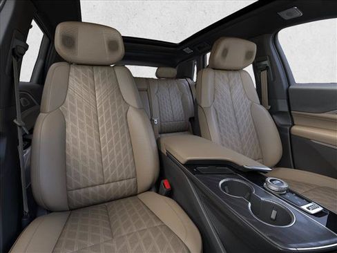 New 2026 Cadillac Lyriq Signature Luxury w/ Nappa Leather Package RWD image 16