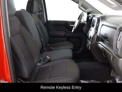 Used 2026 Chevrolet Silverado 1500 Custom w/ Turbomax Blackout Package RWD image 18
