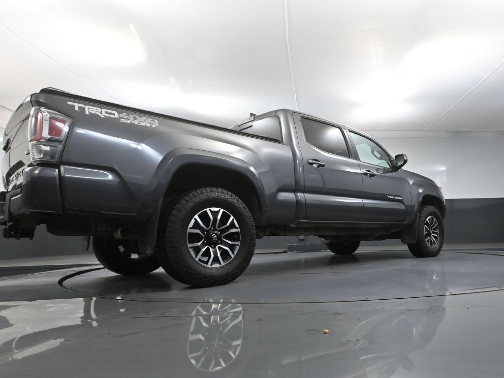 Used 2021 Toyota Tacoma TRD Sport AWD/4WD image 42