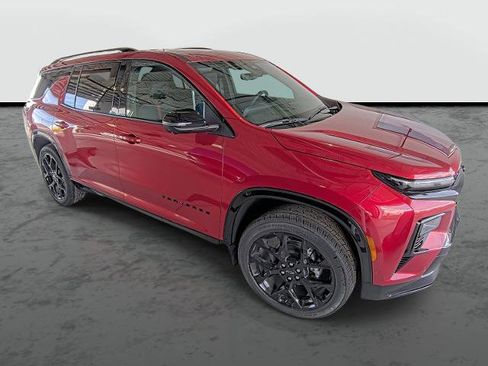 New 2026 Chevrolet Traverse RS w/ LPO, Floor Liner Package image 5