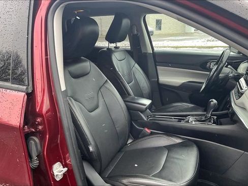 Used 2022 Jeep Compass Limited image 8