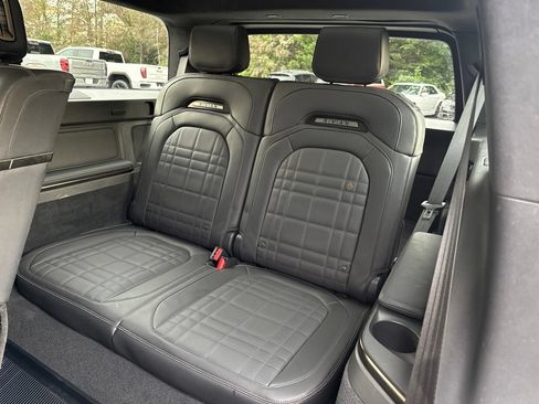 Used 2025 Rivian R1S Premium AWD/4WD image 46