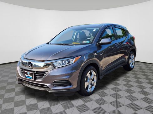 Used 2022 Honda HR-V LX image 2
