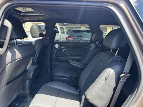 Used 2026 Hyundai Palisade Calligraphy AWD/4WD image 11