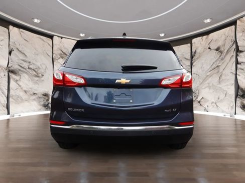 Used 2019 Chevrolet Equinox LT w/ Sun & Navigation Package image 7