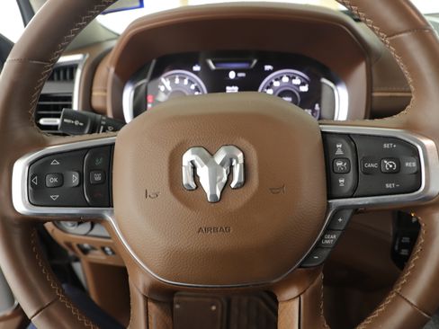 Used 2024 RAM 1500 Limited image 12