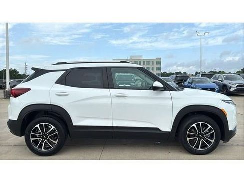 Used 2024 Chevrolet TrailBlazer LT FWD image 7