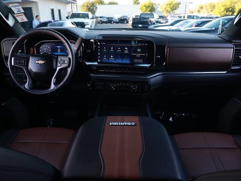 Used 2024 Chevrolet Silverado 2500 High Country AWD/4WD image 26
