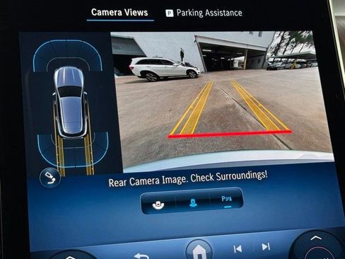 New 2025 Mercedes-Benz GLC 350e 4MATIC image 10