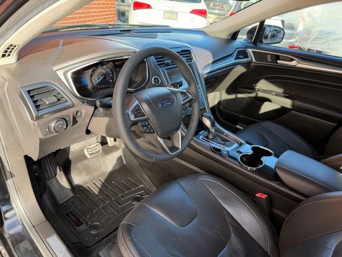 Used 2015 Ford Fusion Titanium image 13