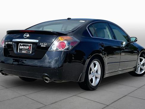 Used 2008 Nissan Altima 3.5 SE w/ Premium Pkg FWD image 12