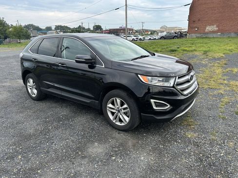 Used 2018 Ford Edge SEL w/ Equipment Group 201A AWD/4WD image 2