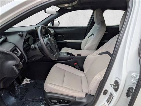 Used 2023 Lexus UX 250h F Sport w/ Accessory Package (Z1) image 11