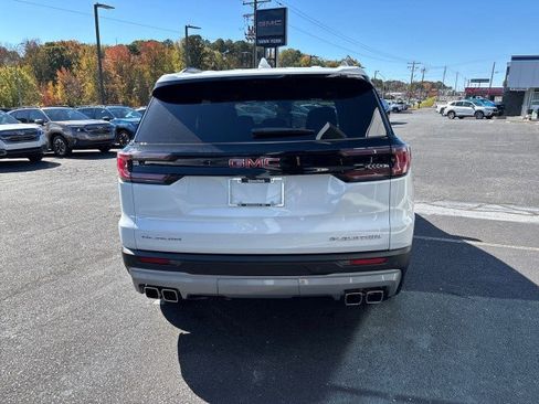 New 2026 GMC Acadia Elevation image 47