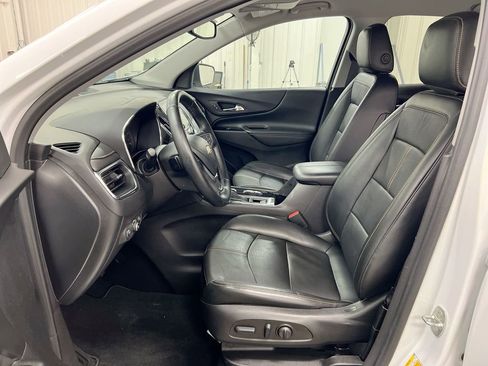 Used 2023 Chevrolet Equinox Premier AWD/4WD image 19