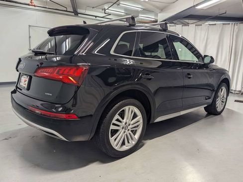 Used 2020 Audi Q5 2.0T Premium Plus w/ Premium Plus Package AWD/4WD image 3
