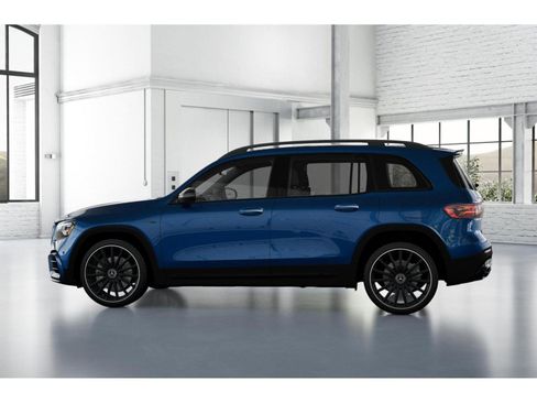 New 2025 Mercedes-Benz GLB 35 AMG 4MATIC image 33