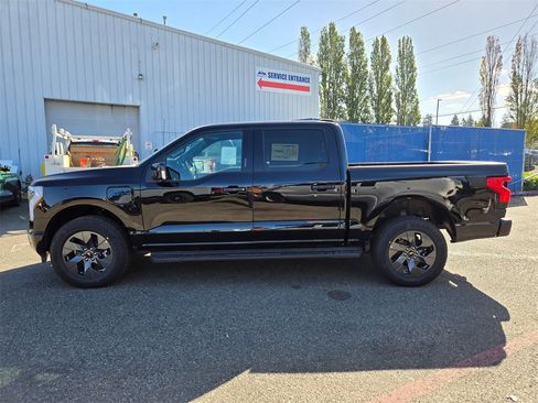 New 2025 Ford F150 Lightning Lariat image 8