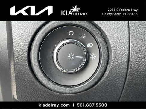 Used 2014 Ford Taurus SEL w/ Equipment Group 201A image 26