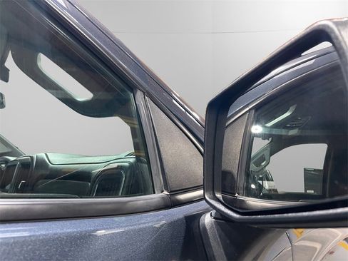 Used 2020 Chevrolet Silverado 1500 RST image 12