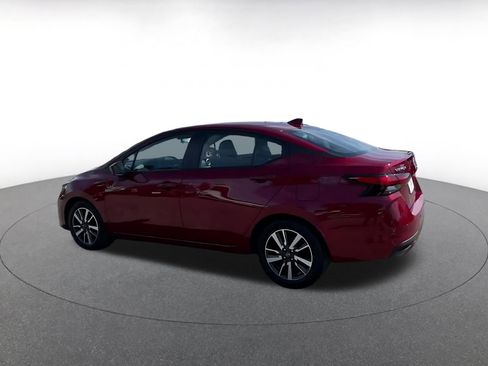 Used 2025 Nissan Versa SV image 10