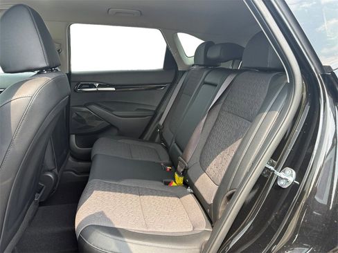 New 2025 Kia Seltos S image 14