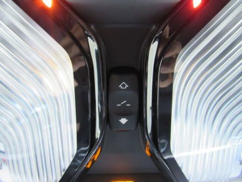 Used 2020 BMW X5 xDrive40i w/ Convenience Package image 63