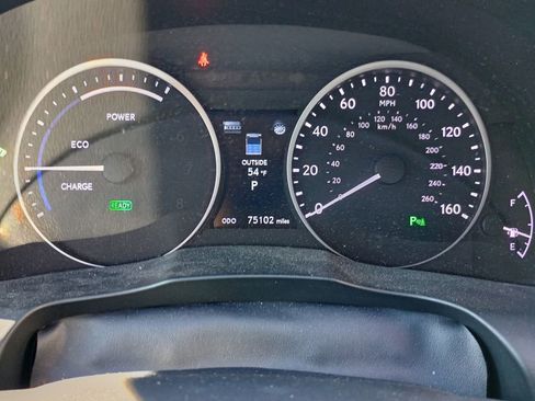 Used 2013 Lexus ES 300h image 10