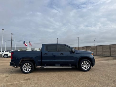 Used 2022 Chevrolet Silverado 1500 Custom RWD image 27