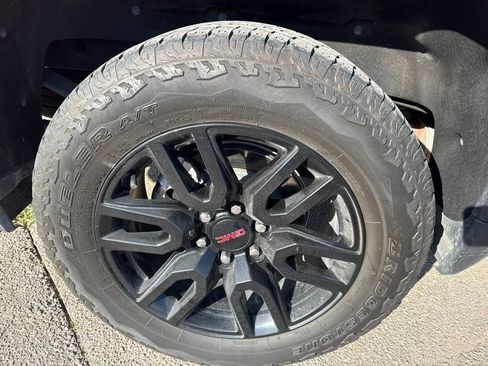 Certified 2024 GMC Sierra 1500 Elevation w/ Elevation Premium Package AWD/4WD image 7