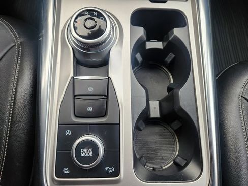 Used 2020 Ford Explorer Limited image 25