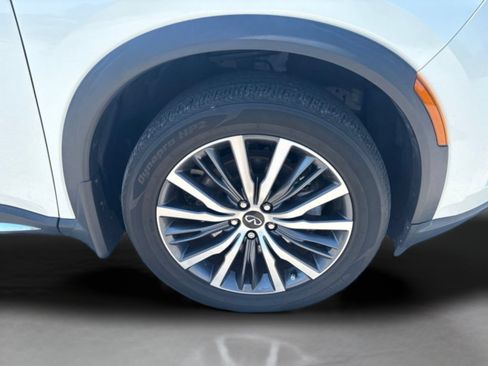 Used 2023 INFINITI QX60 Sensory w/ Vision Package AWD/4WD image 38