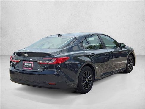 Used 2026 Toyota Camry LE FWD image 5