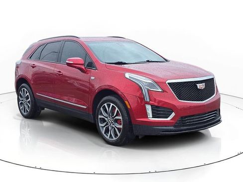 Certified 2024 Cadillac XT5 Sportv image 2