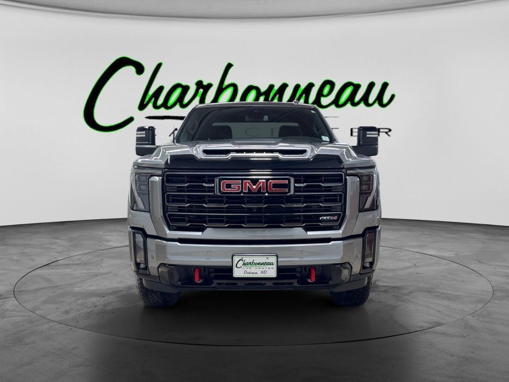 Used 2024 GMC Sierra 2500 AT4 AWD/4WD image 8
