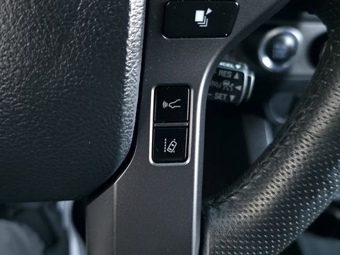 Used 2020 Toyota Tacoma TRD Sport image 15