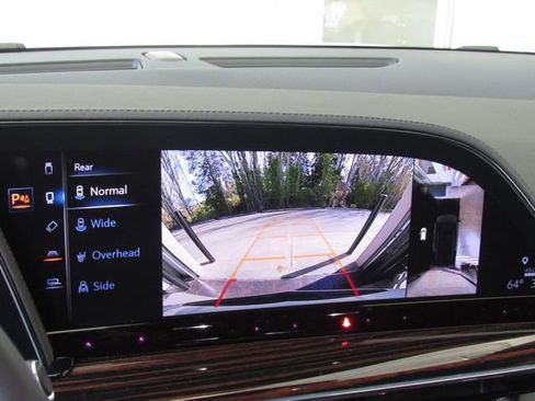 Used 2024 Cadillac Escalade ESV Luxury AWD/4WD image 37