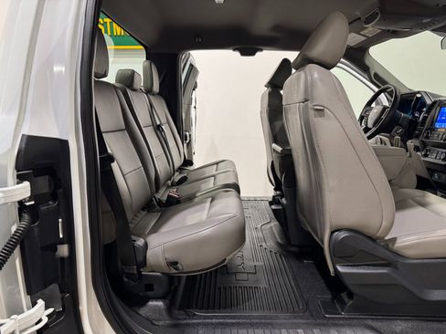 Used 2022 Ford F350 XL w/ Power Equipment Group image 17