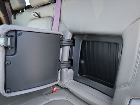 Used 2021 Chevrolet Silverado 1500 RST w/ Convenience Package II image 31