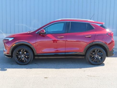 Used 2024 Buick Encore GX Sport Touring w/ Advanced Technology Package AWD/4WD image 6
