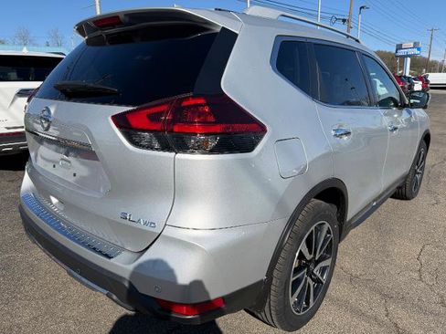 Used 2020 Nissan Rogue SL w/ Premium Package AWD/4WD image 2