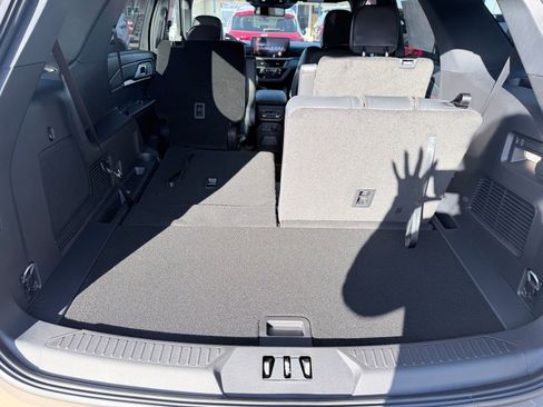 New 2026 Ford Explorer ST-Line w/ ST-Line Street Pack RWD image 28