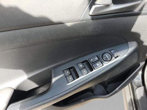 Certified 2021 Hyundai Tucson SEL w/ Winter Weather Package image 16