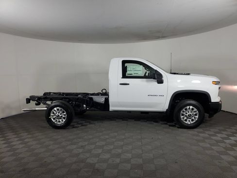 New 2026 Chevrolet Silverado 2500 W/T w/ WT Convenience Package RWD image 1